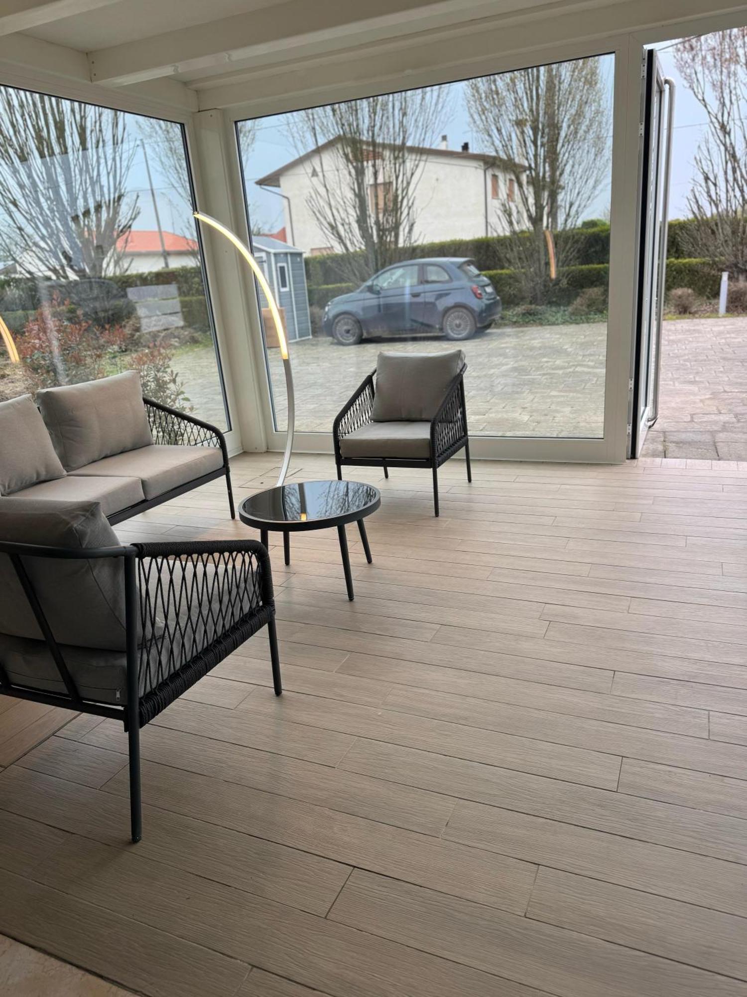 Hotel Villa Mary Santa Maria Di Sala Bagian luar foto